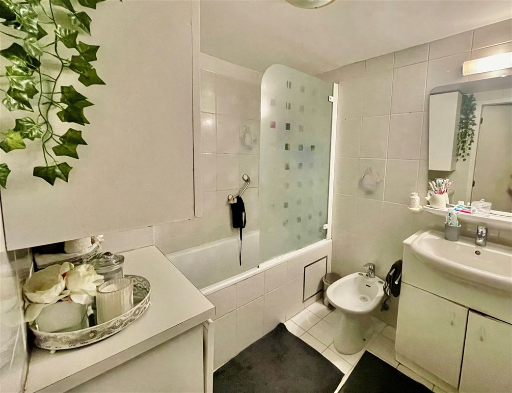 Foto 14 : uitzonderlijk appartement te 2600 BERCHEM (België) - Prijs € 399.000