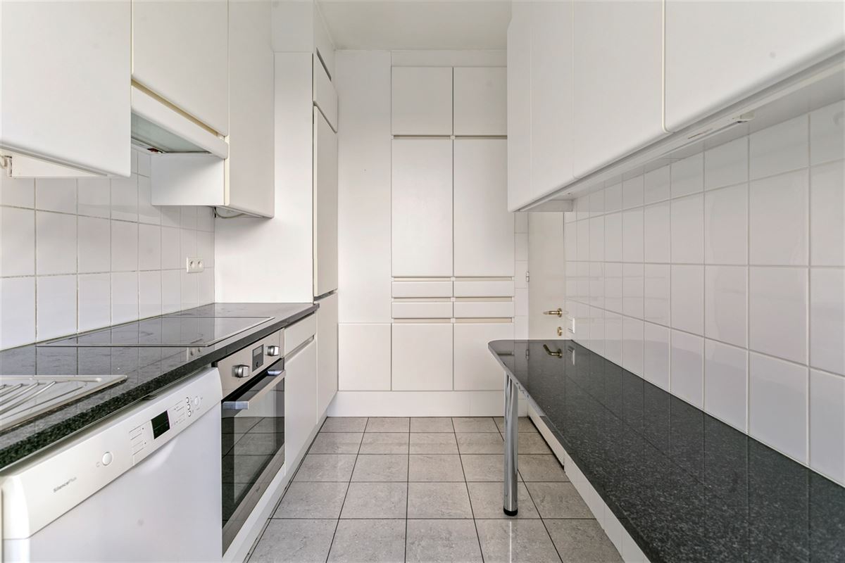 Foto 8 : Appartement te 2600 BERCHEM (België) - Prijs € 235.000