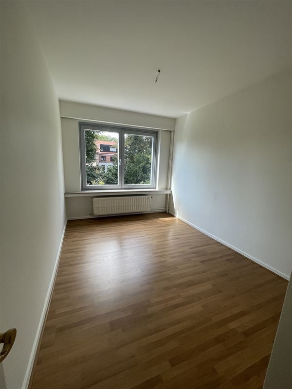 Foto 11 : Appartement te 2600 BERCHEM (België) - Prijs &euro; 950