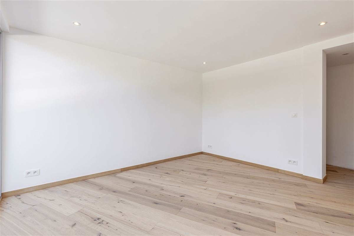Foto 20 : Appartement te 2600 BERCHEM (België) - Prijs € 415.000
