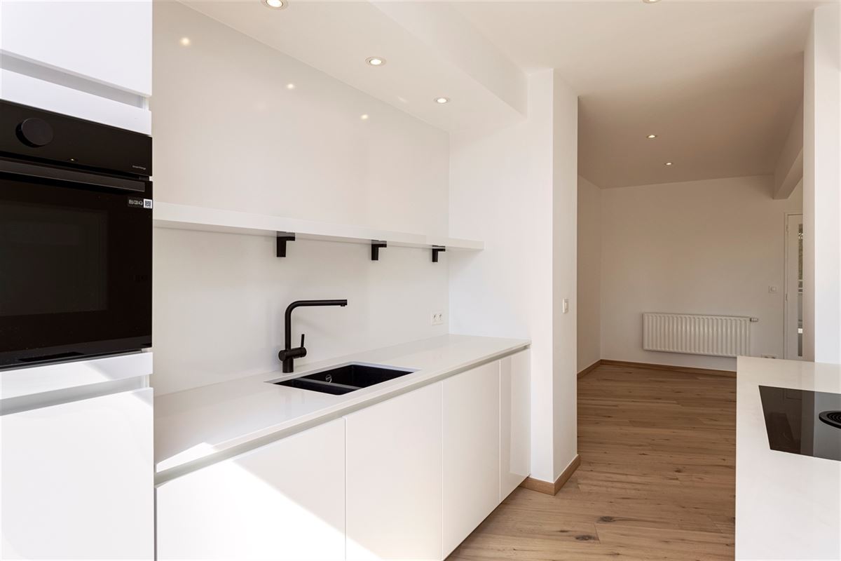 Foto 11 : Appartement te 2600 BERCHEM (België) - Prijs € 415.000