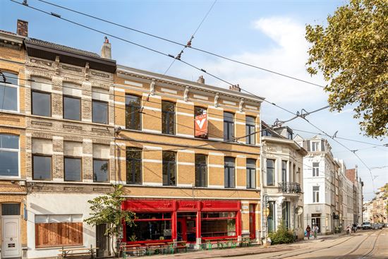 Hip duplexappartement met 2 slaapkamers