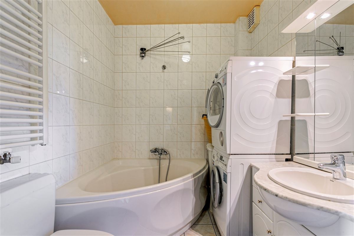Foto 8 : Appartement te 2600 BERCHEM (België) - Prijs € 219.000