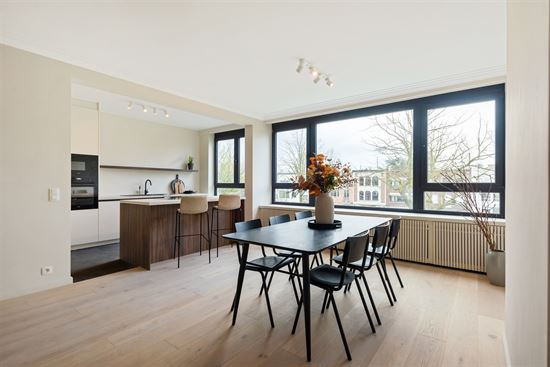 Subliem renovatieproject: 9 app, 4 studio's en 2 penthouses