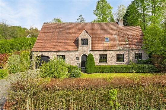 Ruime villa in een doodlopende straat