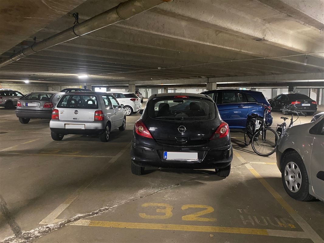 Foto 2 : binnenstaanplaats te 2600 BERCHEM (België) - Prijs € 20.000