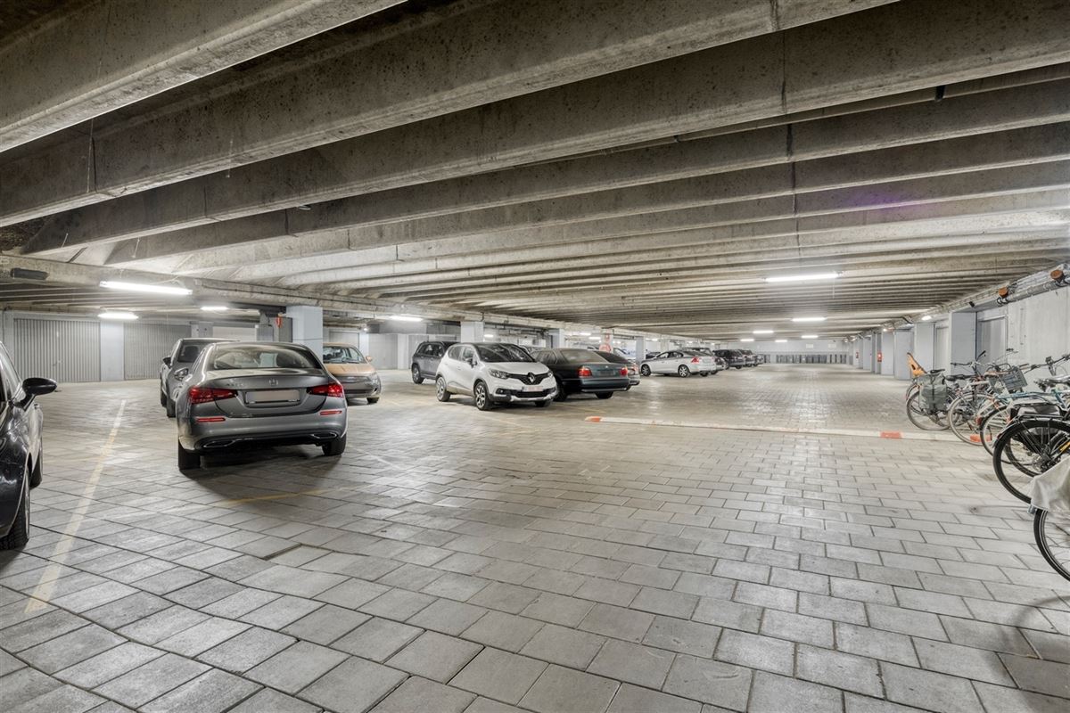 Foto 22 : Appartement te 2600 BERCHEM (België) - Prijs € 399.000