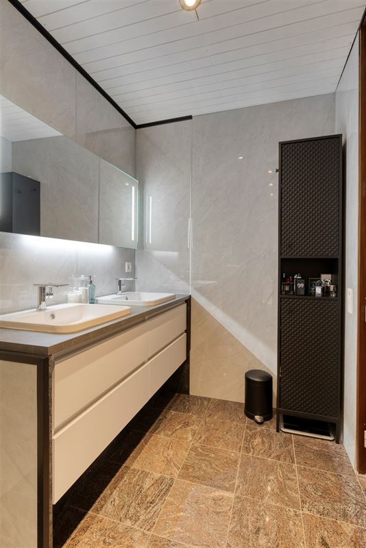Foto 19 : Appartement te 2600 BERCHEM (België) - Prijs € 399.000