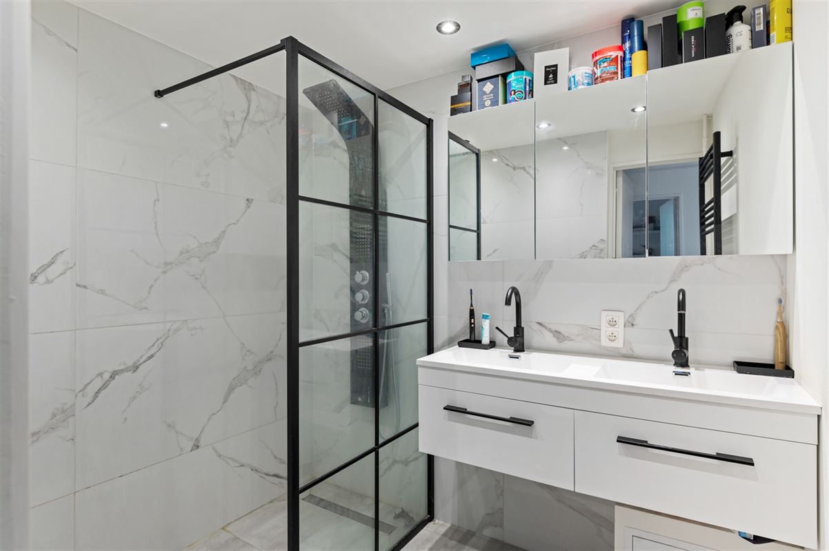 Foto 13 : Appartement te 2600 BERCHEM (België) - Prijs € 369.000