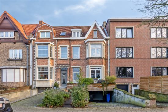 Uiterst charmante cottage op wandelafstand van het Brilschanspark