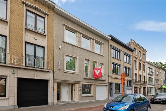 Statige woning met praktijkruimte op strategische locatie