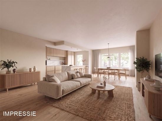Verzorgd en ruim appartement met terras en garage