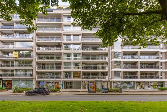 2-slaapkamerappartement met terras en garage te Fruithoflaan