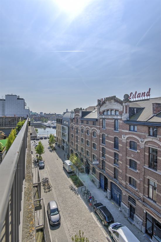 Appartement met 2 slk + parking