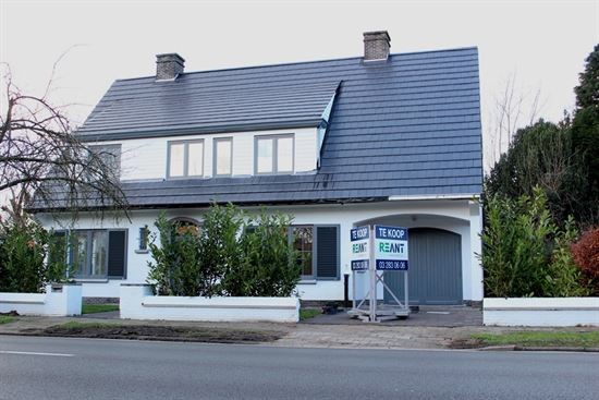 Gerenoveerde villa in centrum Edegem
