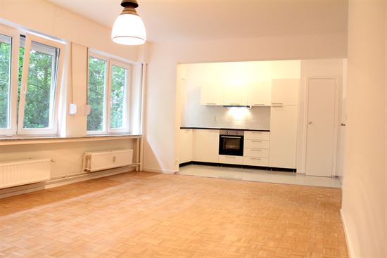 Prachtig gerenoveerd appartement/studio gelegen te Pulhof.