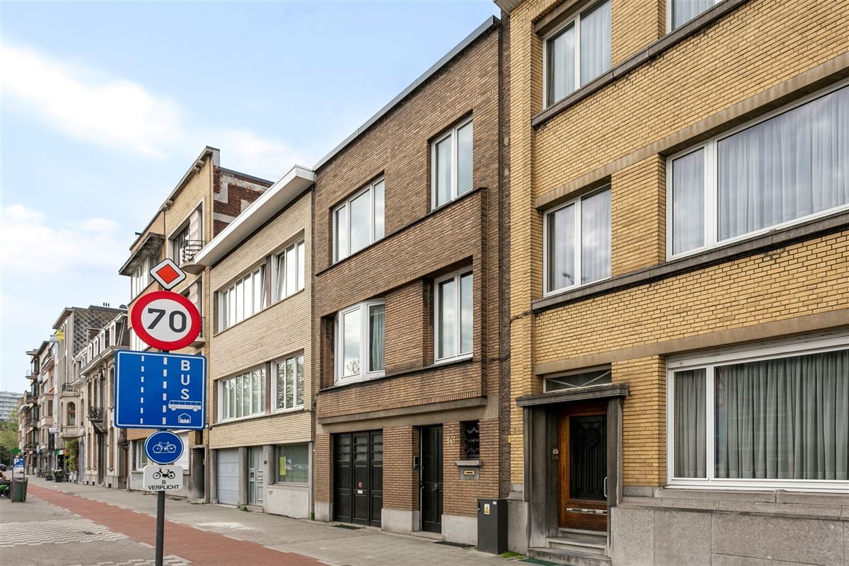 Zeer ruime woning met aangename tuin