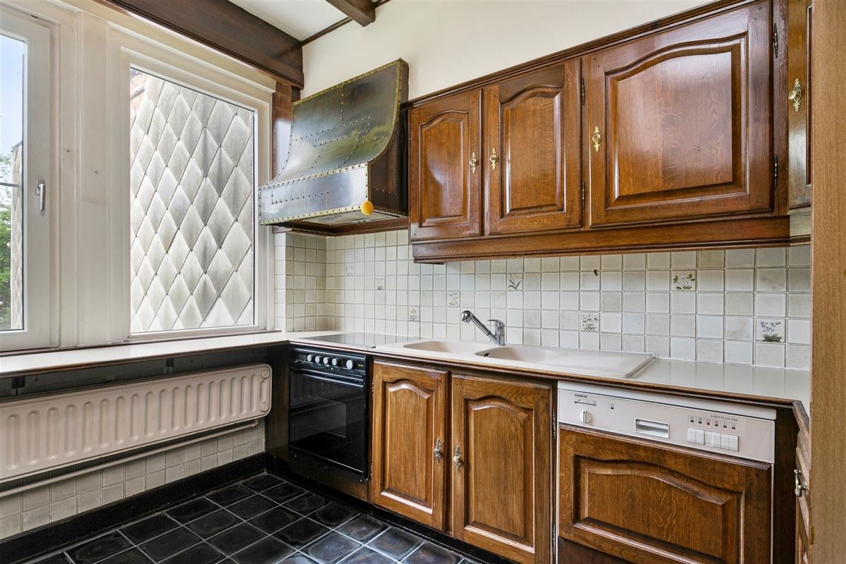 Zeer ruime woning met aangename tuin