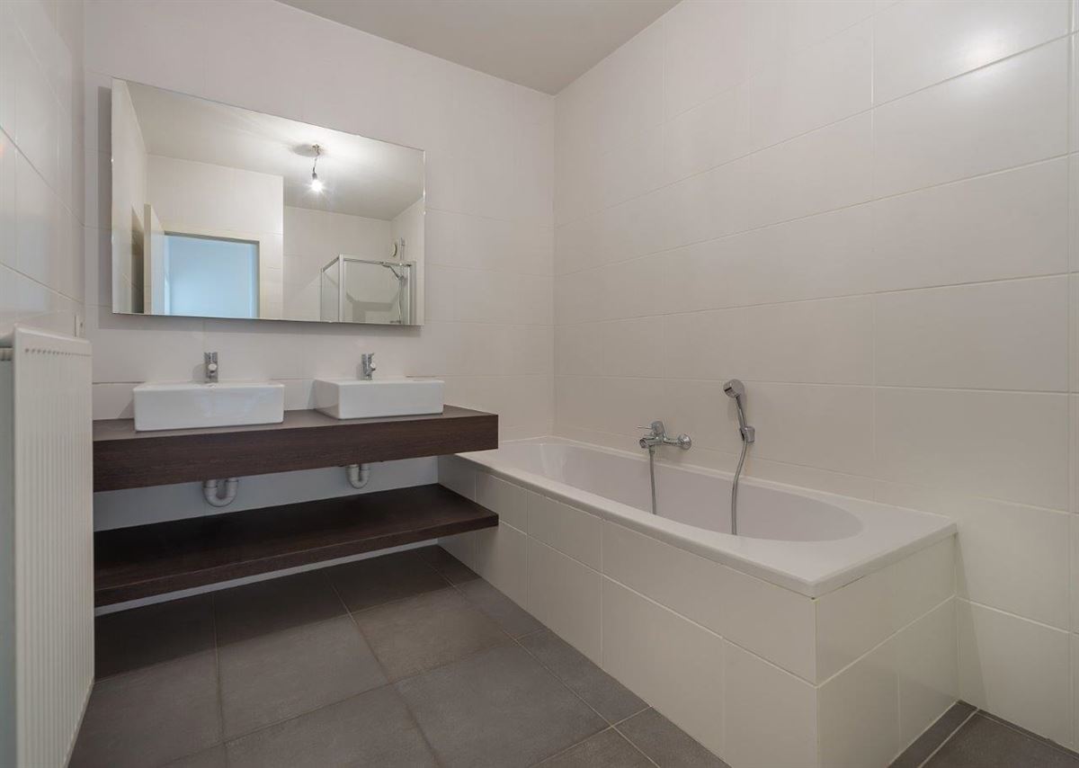 Ruim en lichtrijk 2 slaapkamer appartement op A- locatie