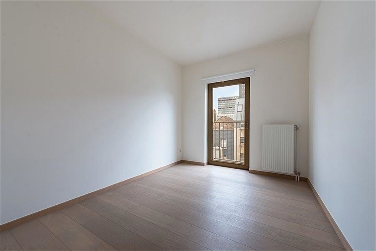 Ruim en lichtrijk 2 slaapkamer appartement op A- locatie