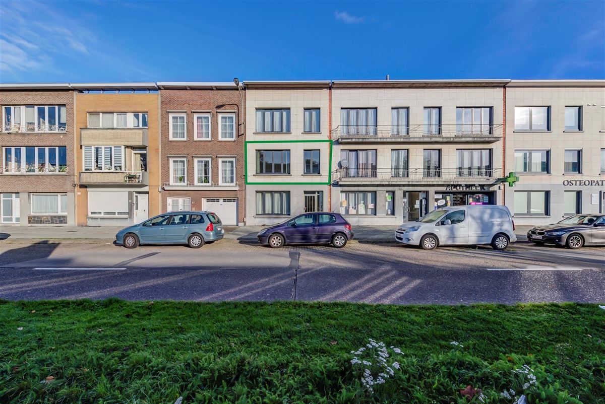 Appartement met ruime living 