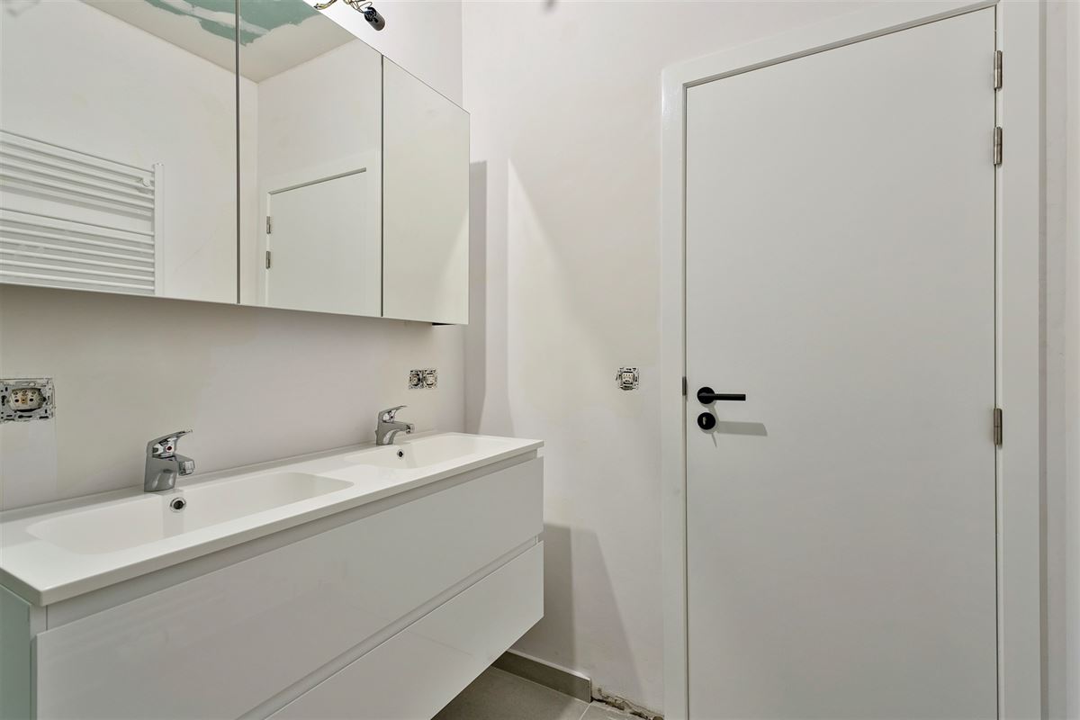 Appartement met zeer ruime leefruimte en open keuken