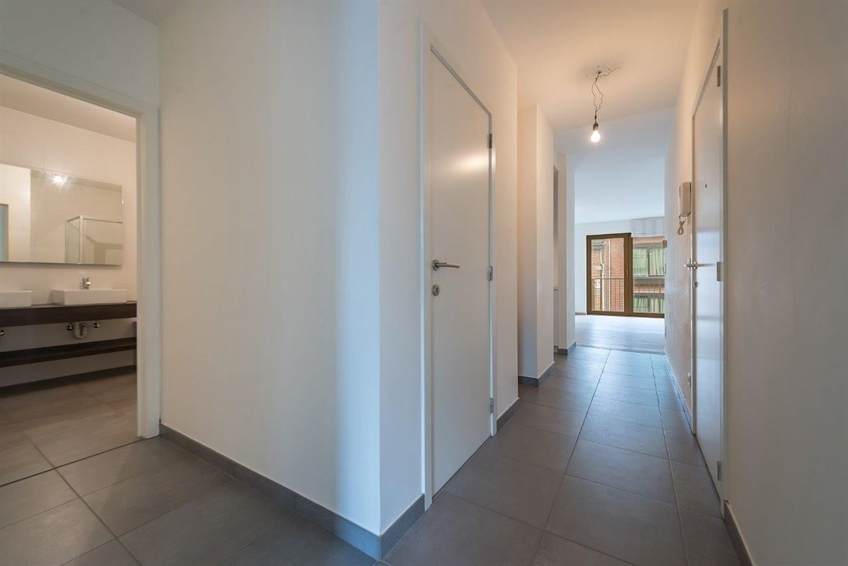 Ruim en lichtrijk 2 slaapkamer appartement op A- locatie