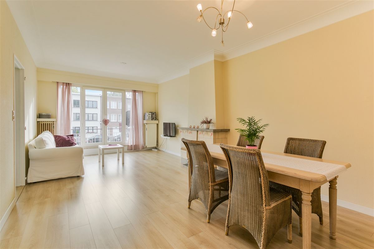 Appartement met ruime living en veel lichtinval