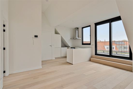 Prachtig gerenoveerd appartement met terras