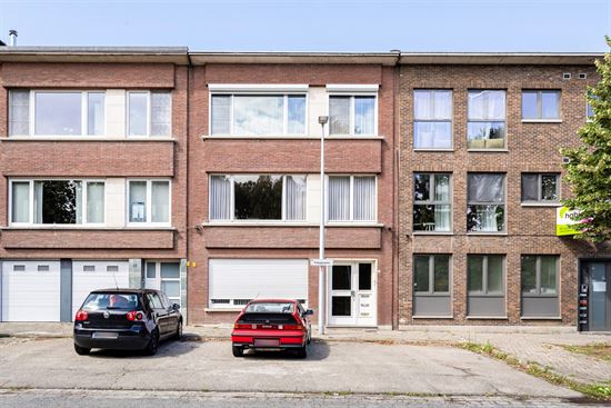 Instapklare 2-slaapkamerappartement in Edegem.