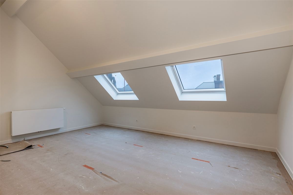 Gerenoveerd duplex appartement met tuin