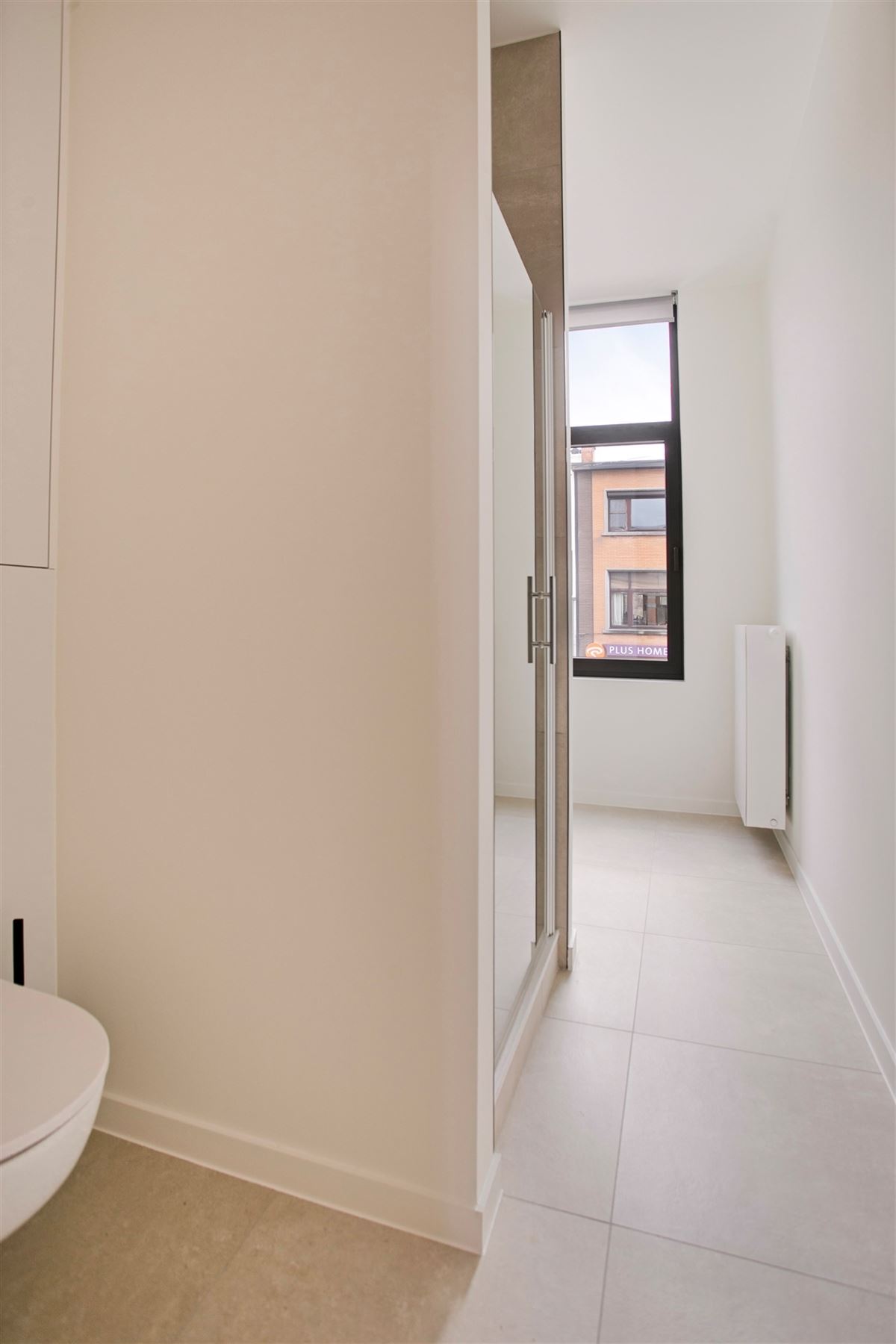 Gerenoveerd duplex appartement met tuin