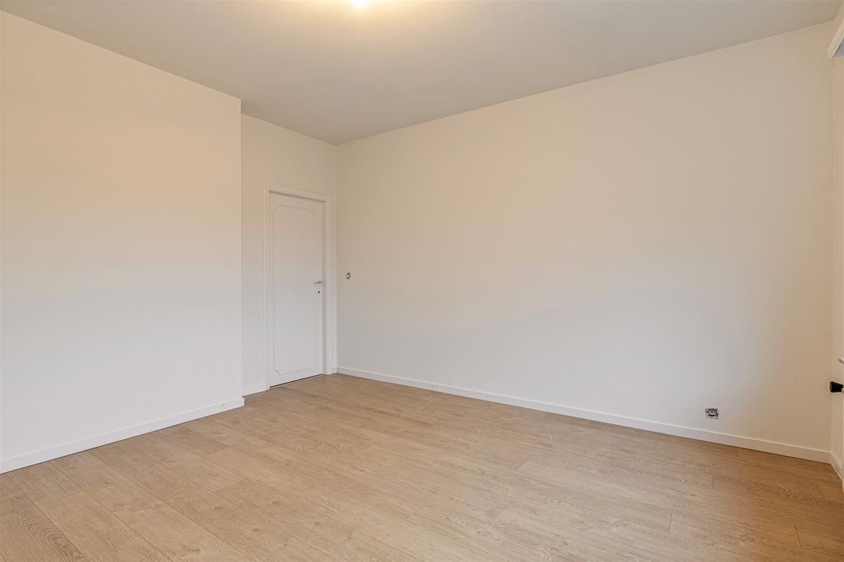 Instapklare 2-slaapkamerappartement in Edegem.