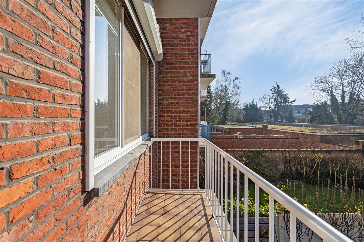 Instapklaar 2 slaapkamer appartement met Zuid-terras.