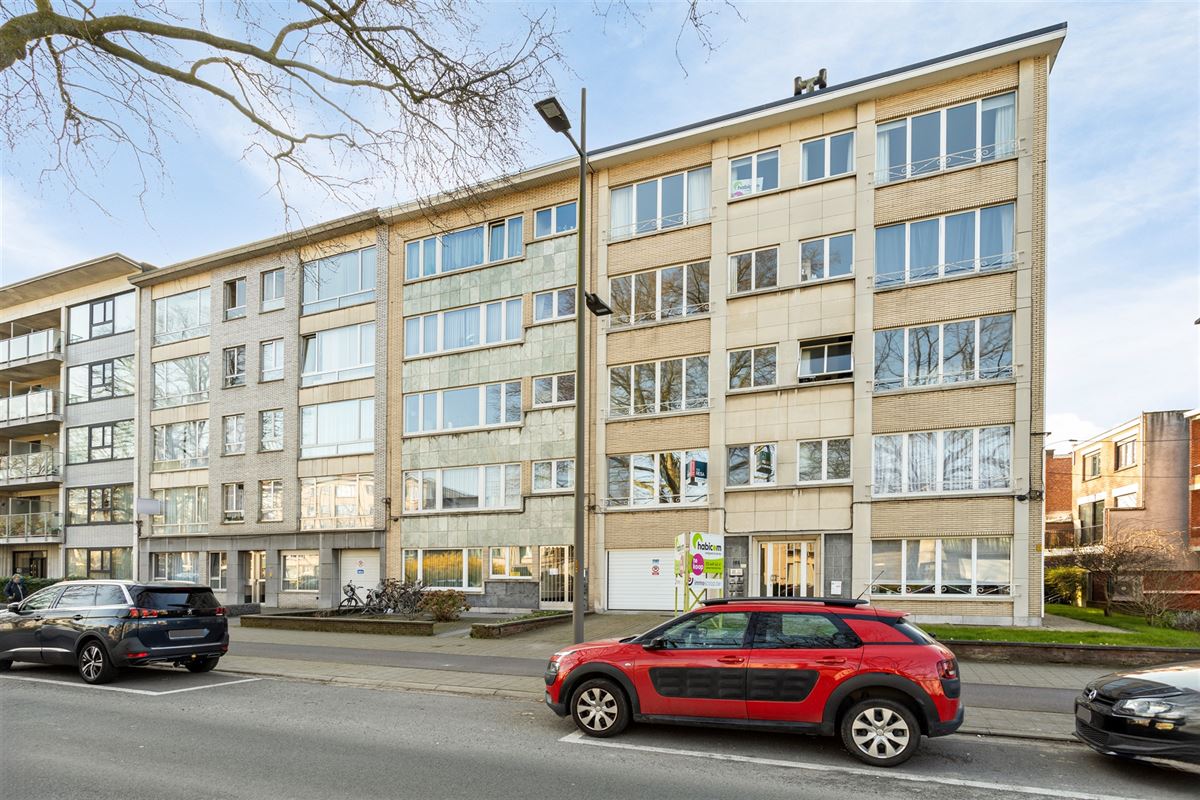 Instapklaar 2 slaapkamer appartement met Zuid-terras.