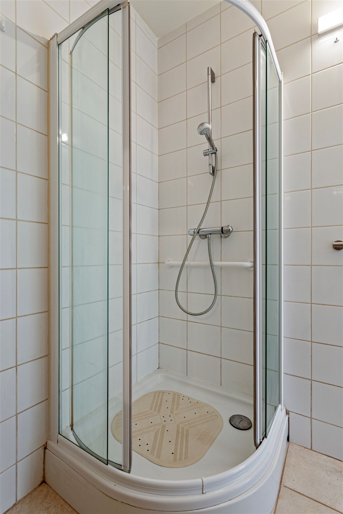 Instapklaar 2 slaapkamer appartement met Zuid-terras.