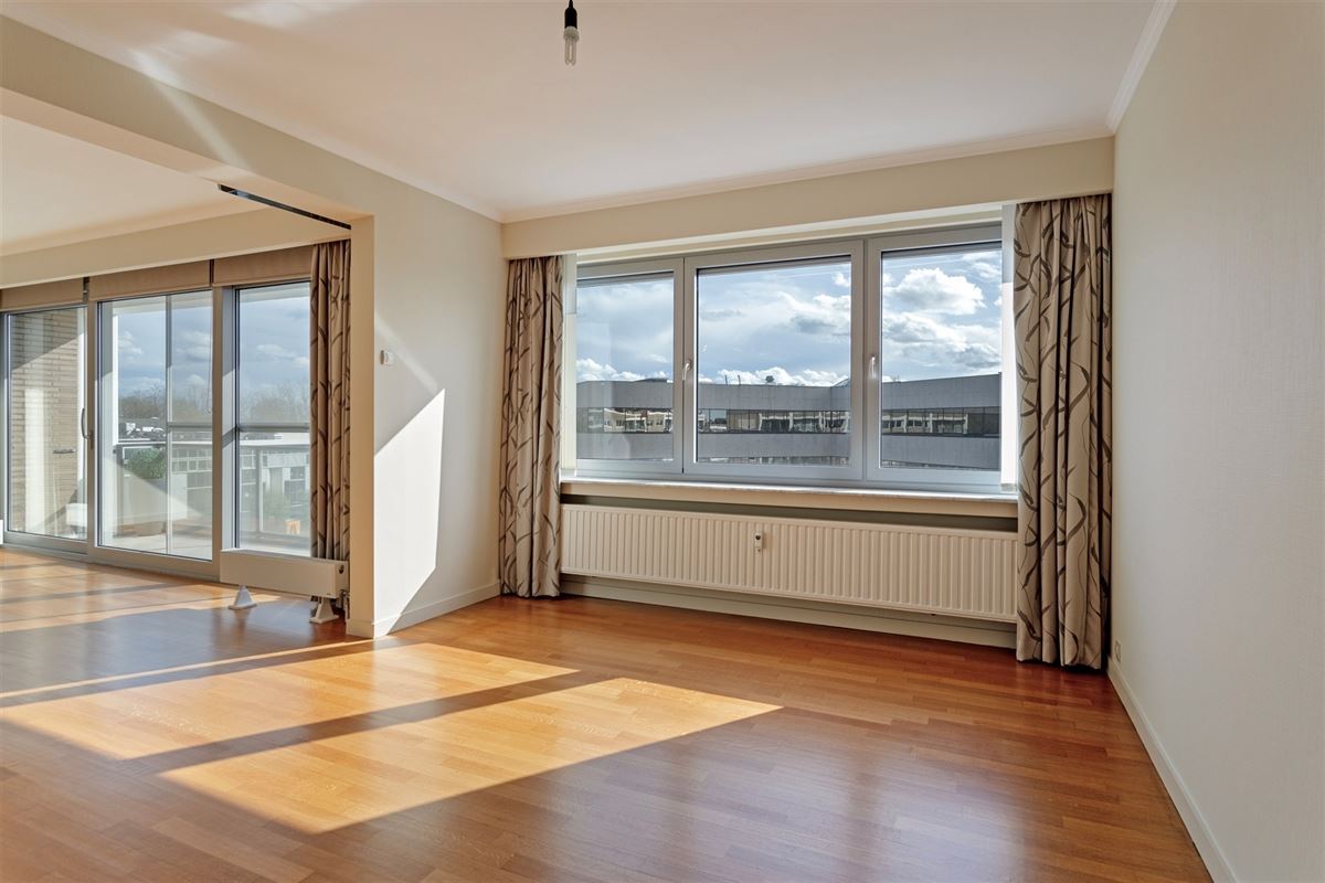 Comfortabel 2 slpk appt met veel lichtinval + Z-terras.