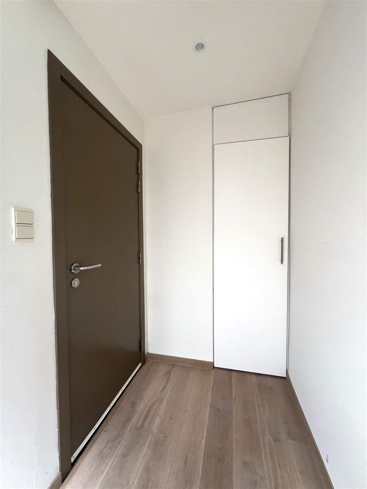 ANTWERPEN - volledig gemeubeld 1 SLPK appartement.