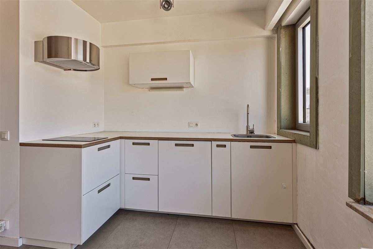 Zurenborg | nabij Cogel Osylei - instapklare studio.