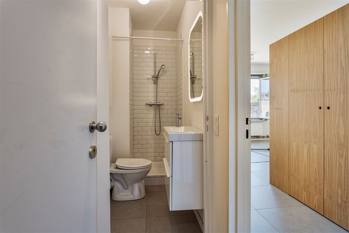 Zurenborg | nabij Cogel Osylei - instapklare studio.