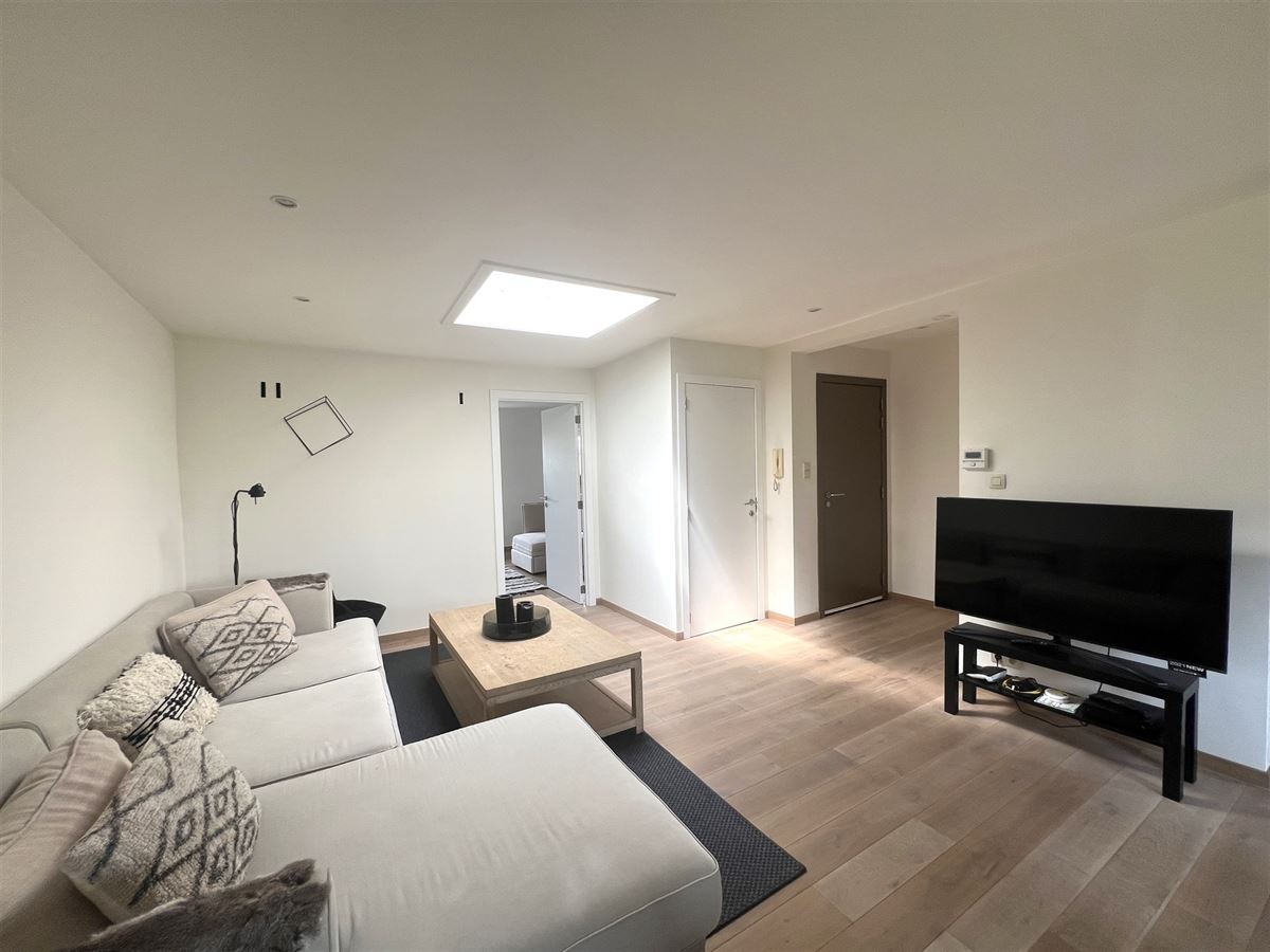 ANTWERPEN - volledig gemeubeld 1 SLPK appartement.