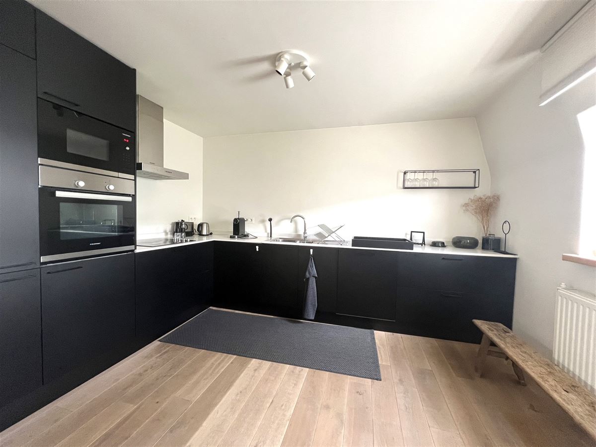 ANTWERPEN - volledig gemeubeld 1 SLPK appartement.