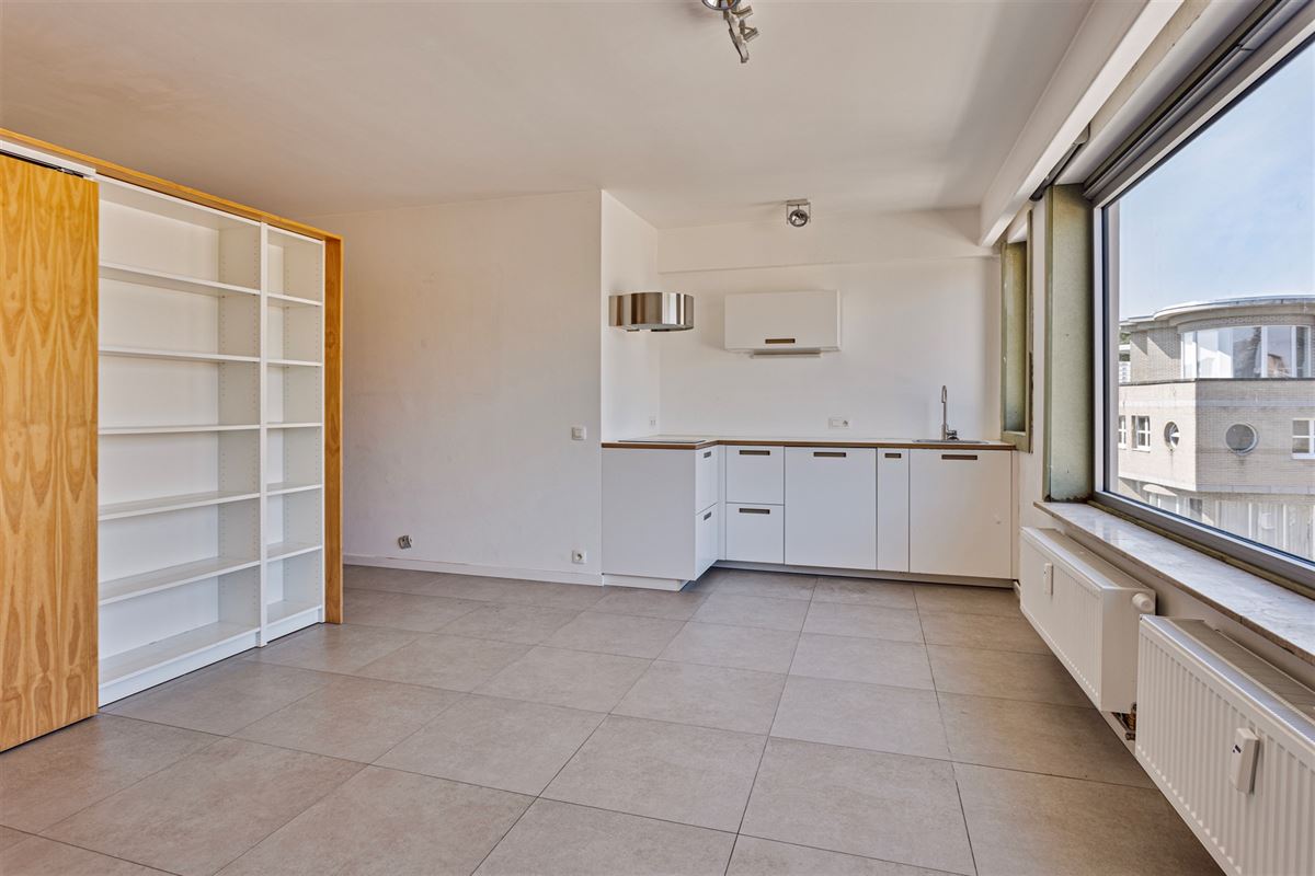 Zurenborg | nabij Cogel Osylei - instapklare studio.