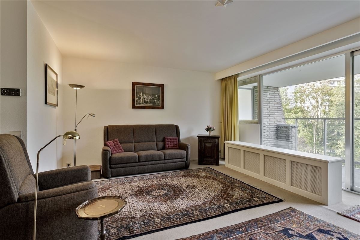 Ruim appartement met terras te Berchem