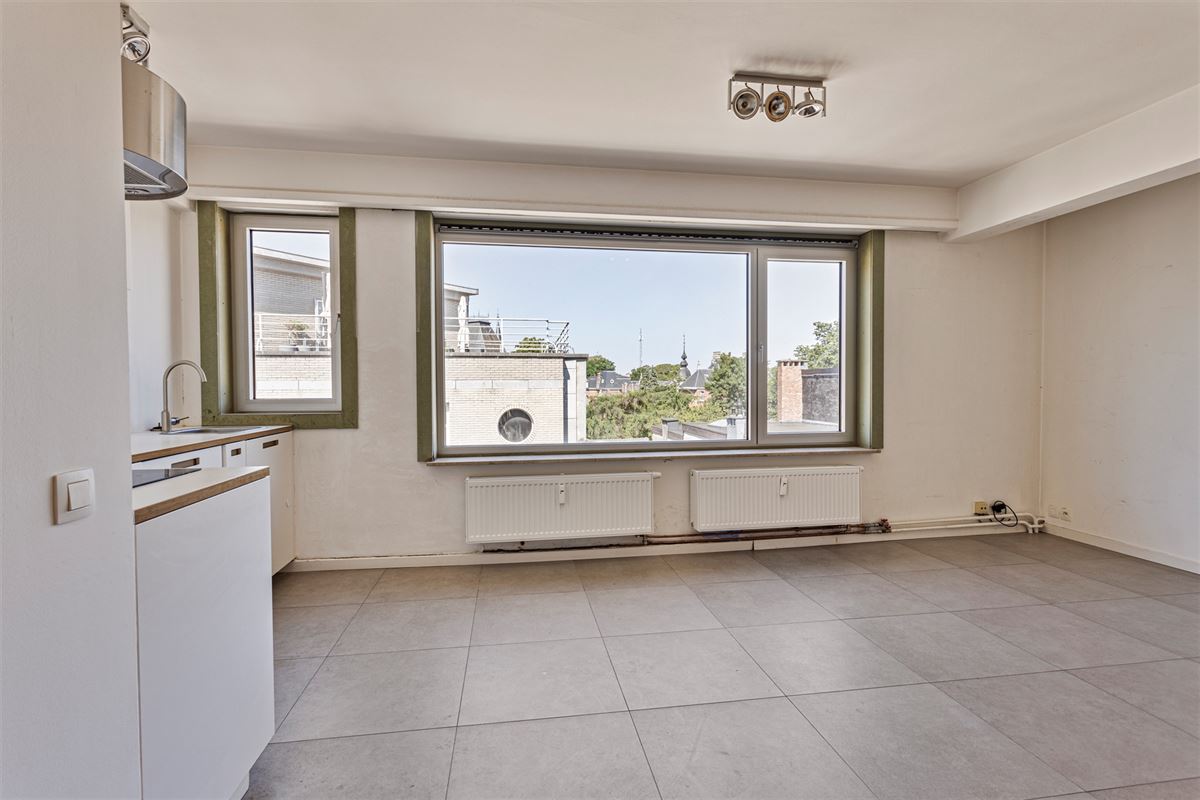 Zurenborg | nabij Cogel Osylei - instapklare studio.