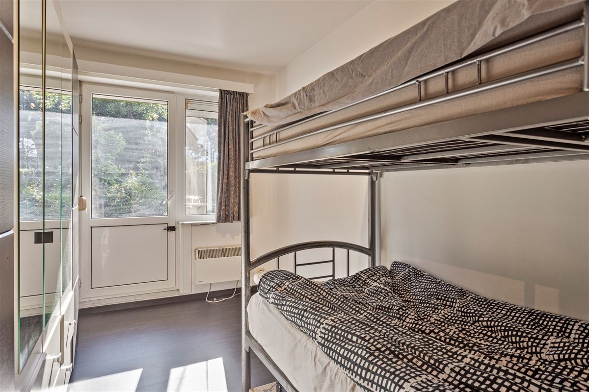 Gelijkvloers appartement met grote tuin