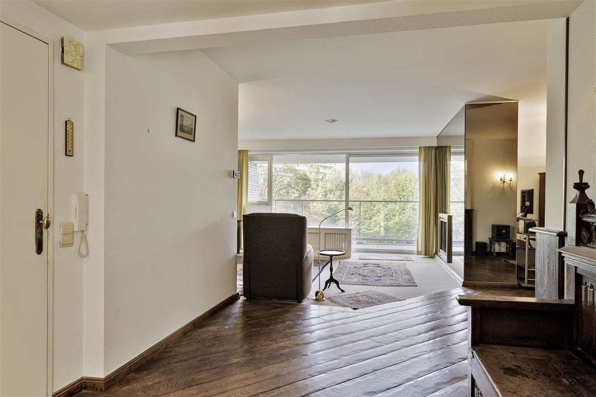 Ruim appartement met terras te Berchem