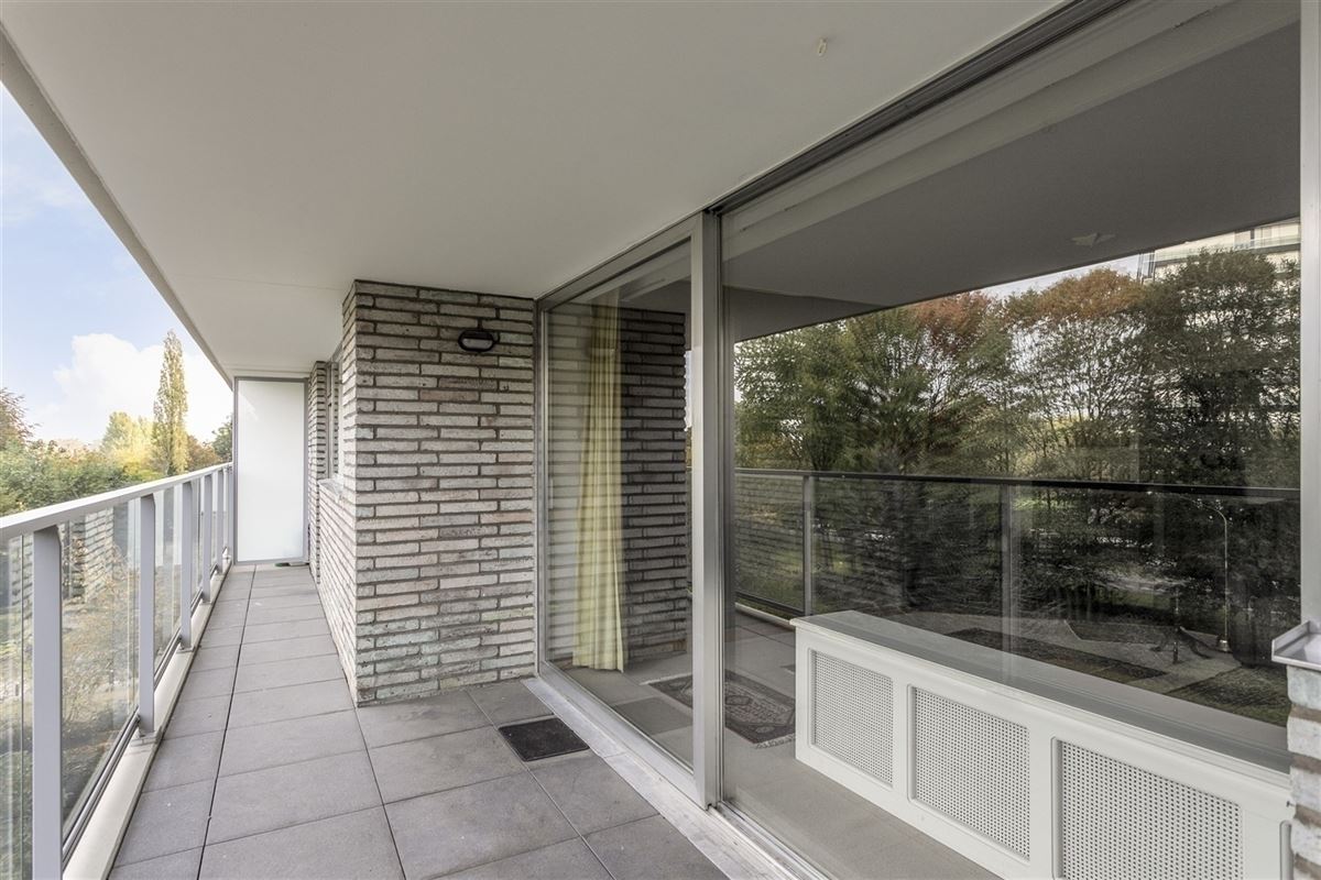 Ruim appartement met terras te Berchem