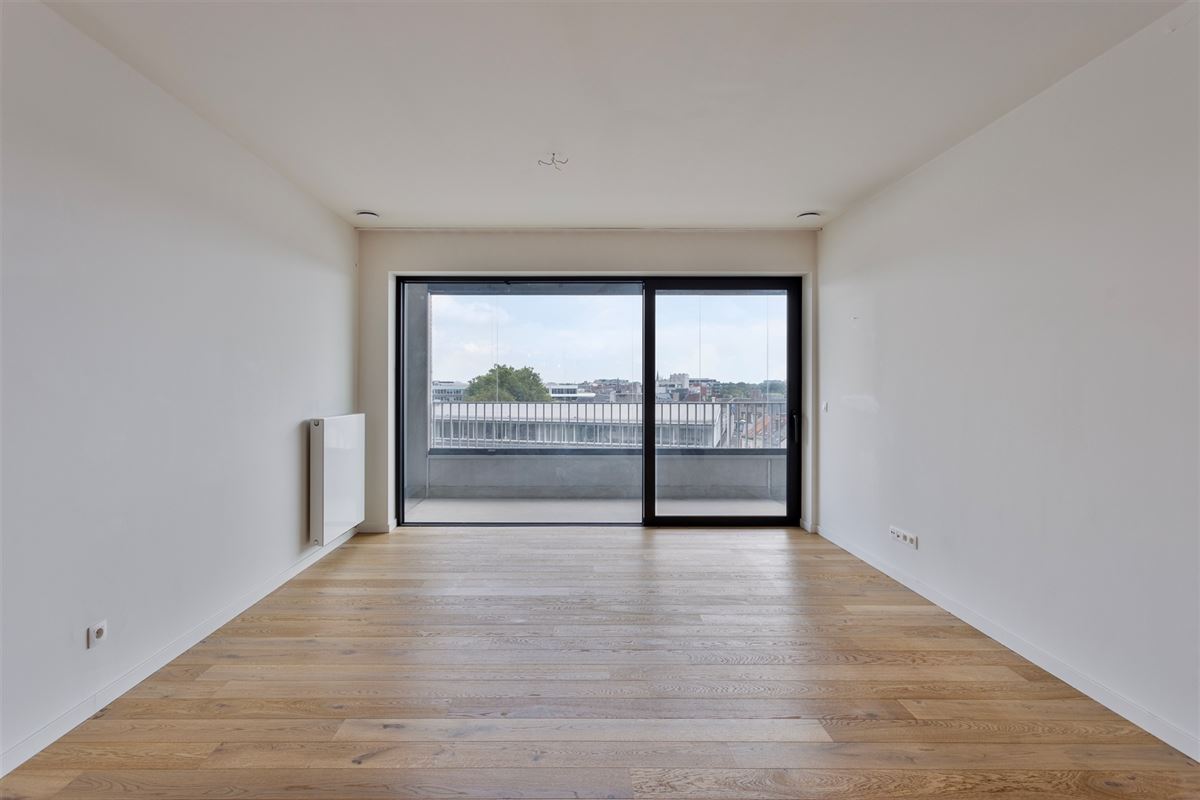 LOUISE MARIE | Nieuwbouw 2 slaapkamer appartement + terras en P
