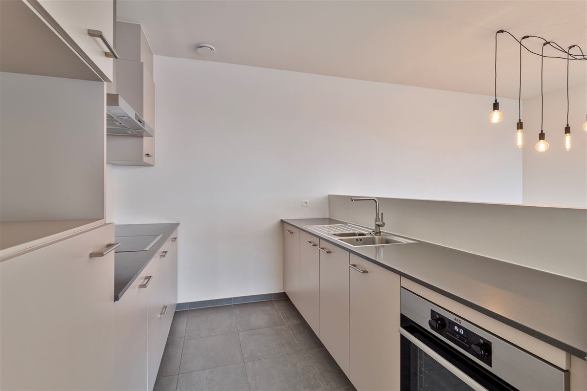 LOUISE MARIE | Nieuwbouw 2 slaapkamer appartement + terras en P